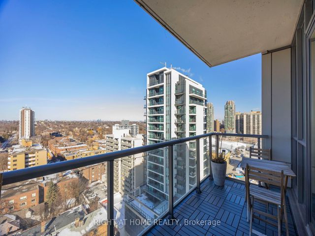 1503 - 530 St Clair Ave