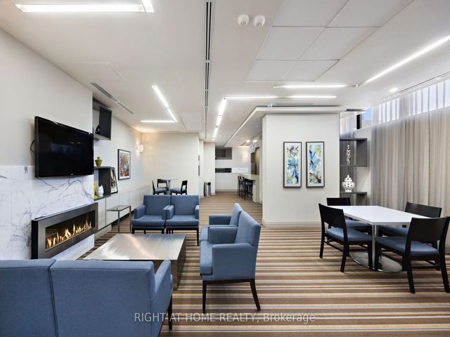 1503 - 530 St Clair Ave