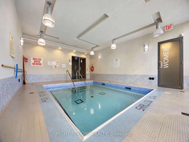1503 - 530 St Clair Ave