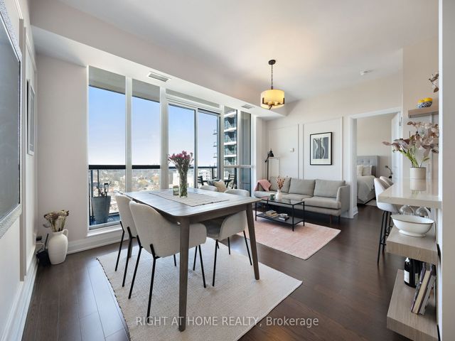 1503 - 530 St Clair Ave
