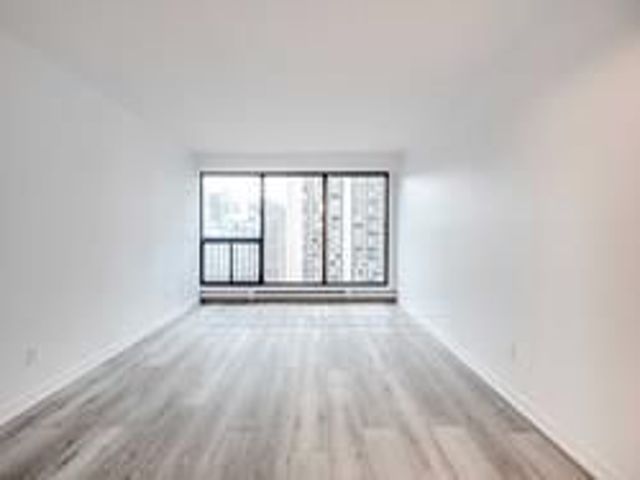 2418 - 55 Harbour Sq