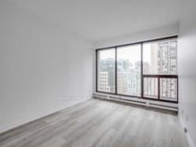 2418 - 55 Harbour Sq