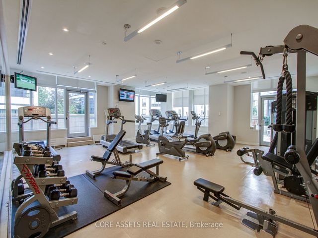 3712 - 2191 Yonge St