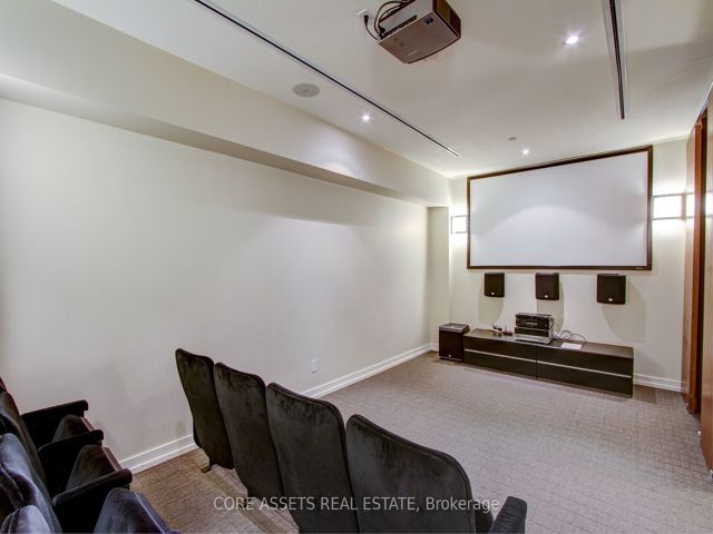 3712 - 2191 Yonge St