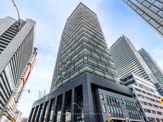 1604 - 125 Peter St