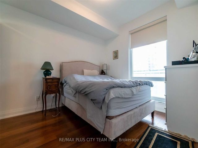 1808 - 80 John St