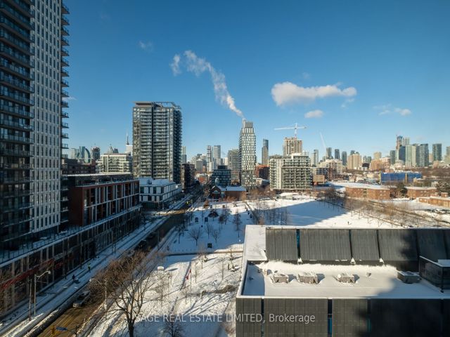805W - 225 Sumach St