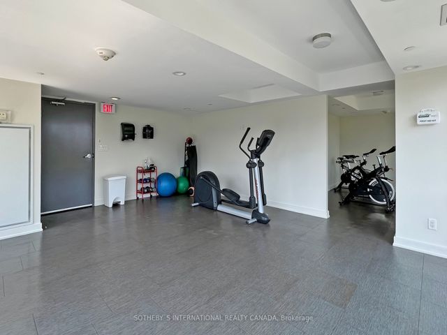 415 - 20 Joe Shuster Way