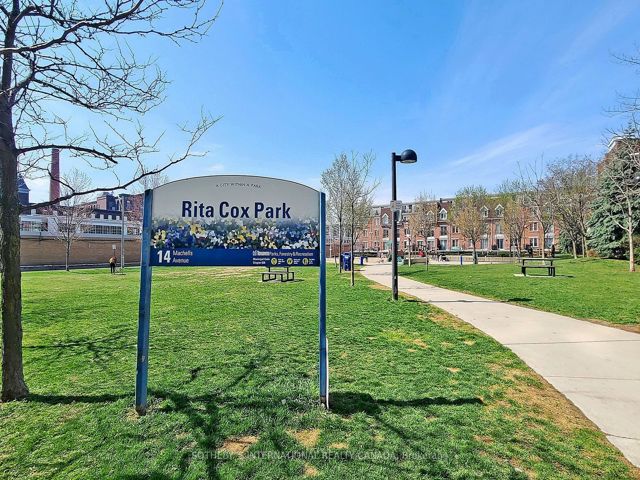 415 - 20 Joe Shuster Way