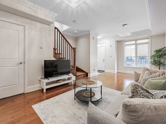 TH44 - 115 Harrison Garden Blvd