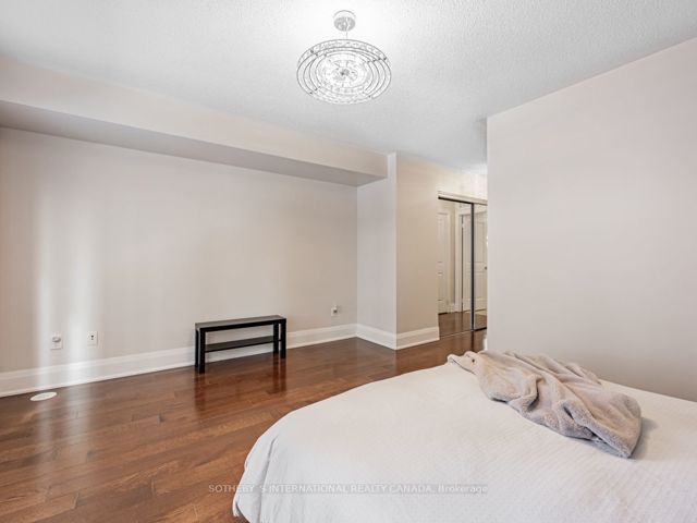 TH44 - 115 Harrison Garden Blvd