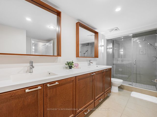 TH44 - 115 Harrison Garden Blvd