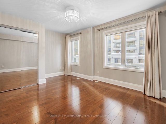 TH44 - 115 Harrison Garden Blvd