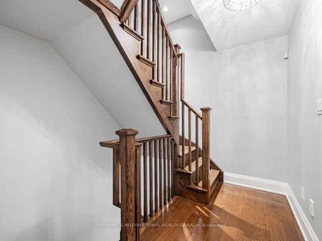 TH44 - 115 Harrison Garden Blvd