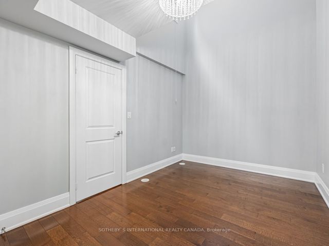 TH44 - 115 Harrison Garden Blvd