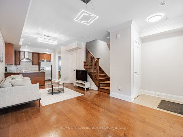 TH44 - 115 Harrison Garden Blvd