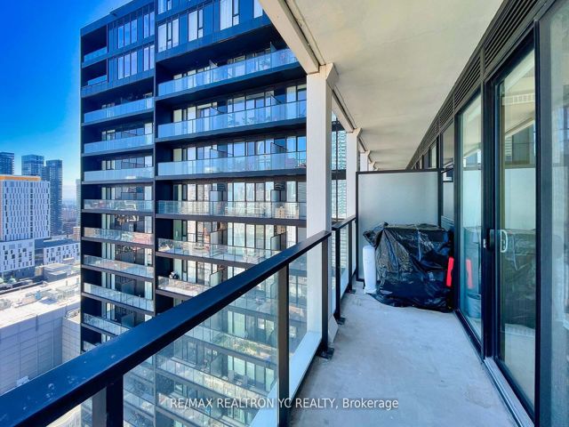 2516 - 20 Edward St
