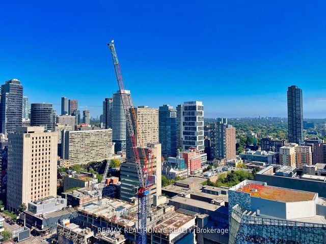 2516 - 20 Edward St