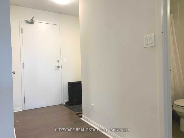 1209 - 11 St Joseph St