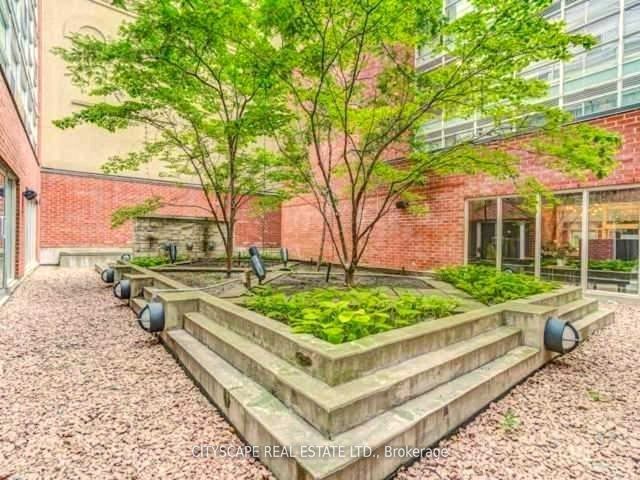 1209 - 11 St Joseph St
