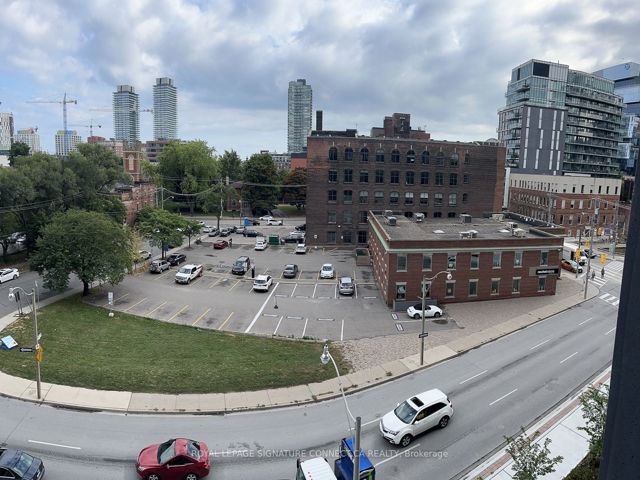 408 - 50 Power St