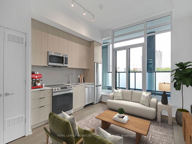 408 - 50 Power St