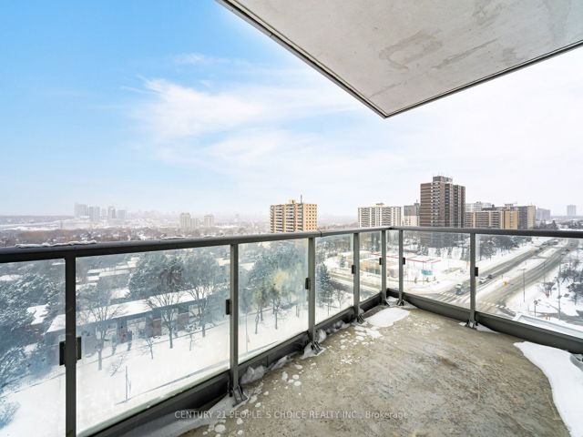 702 - 66 Forest Manr