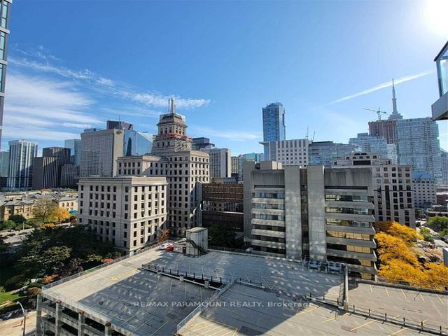 1302 - 210 Simcoe St