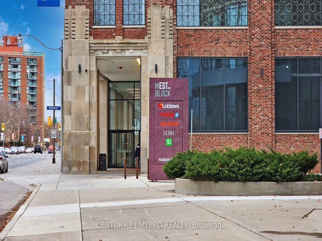 2009 - 38 Dan Leckie Way E