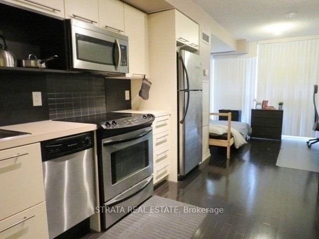 1109 - 25 Carlton St