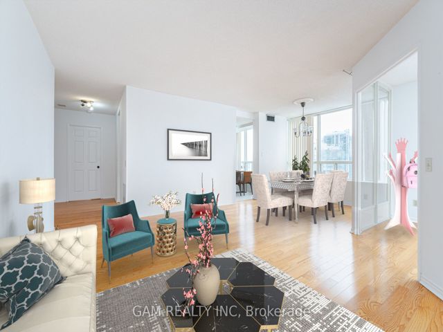 1516 - 7 Bishop Ave