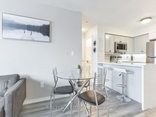 808 - 18 Valley Woods Rd