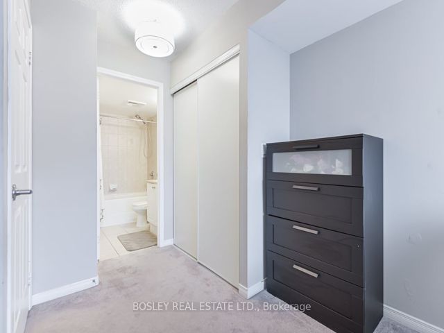 808 - 18 Valley Woods Rd