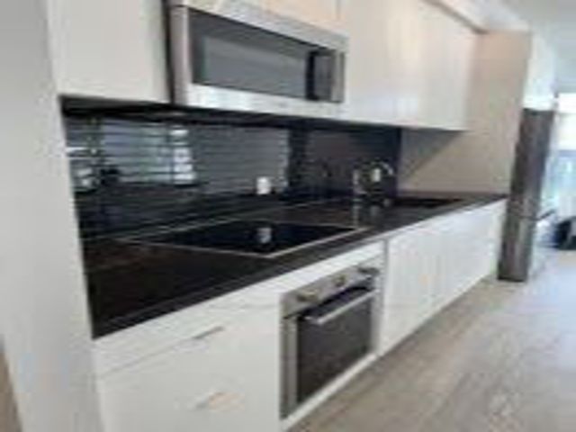 610 - 2 Teagarden Crt E