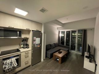 PH11 - 50 Mccaul St