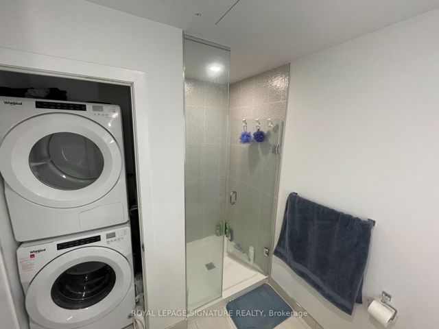 PH11 - 50 Mccaul St