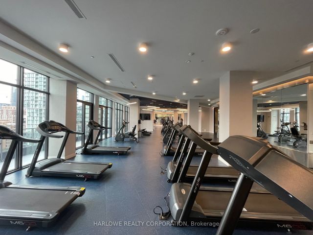 2025 W - 135 Lower Sherbourne St