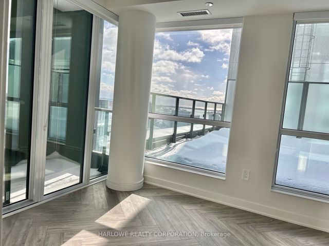 2025 W - 135 Lower Sherbourne St