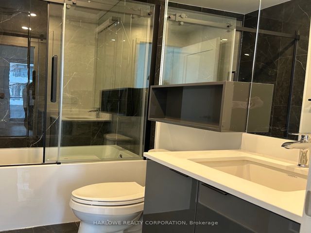 2025 W - 135 Lower Sherbourne St