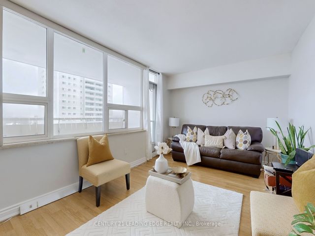 807 - 1360 York Mills Rd