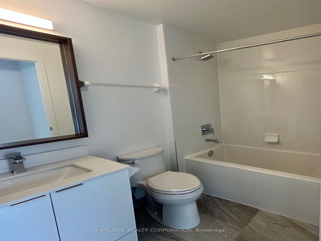 1406 - 543 Richmond St W
