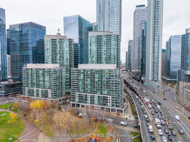 508 - 25 Lower Simcoe St
