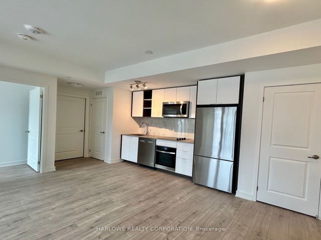 1208 - 543 Richmond St W