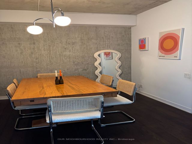 306 - 318 King St E