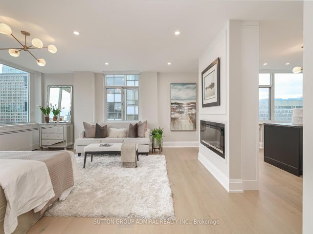 806 - 500 Avenue Rd