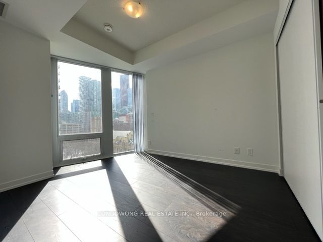 1103 - 60 Shuter St