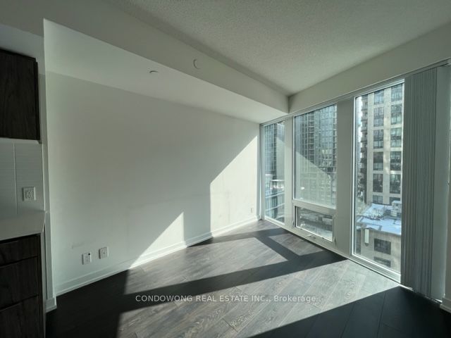 1103 - 60 Shuter St