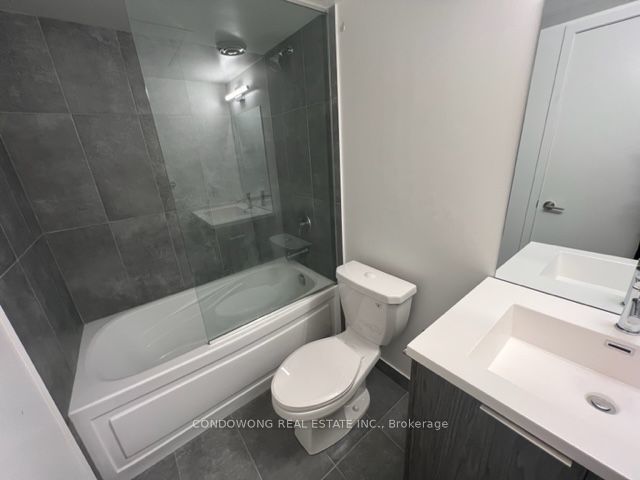 1103 - 60 Shuter St