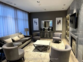 1509 - 501 St Clair Ave W