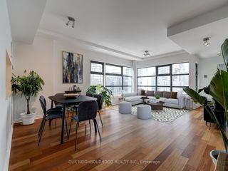 2705 - 50 Lombard St